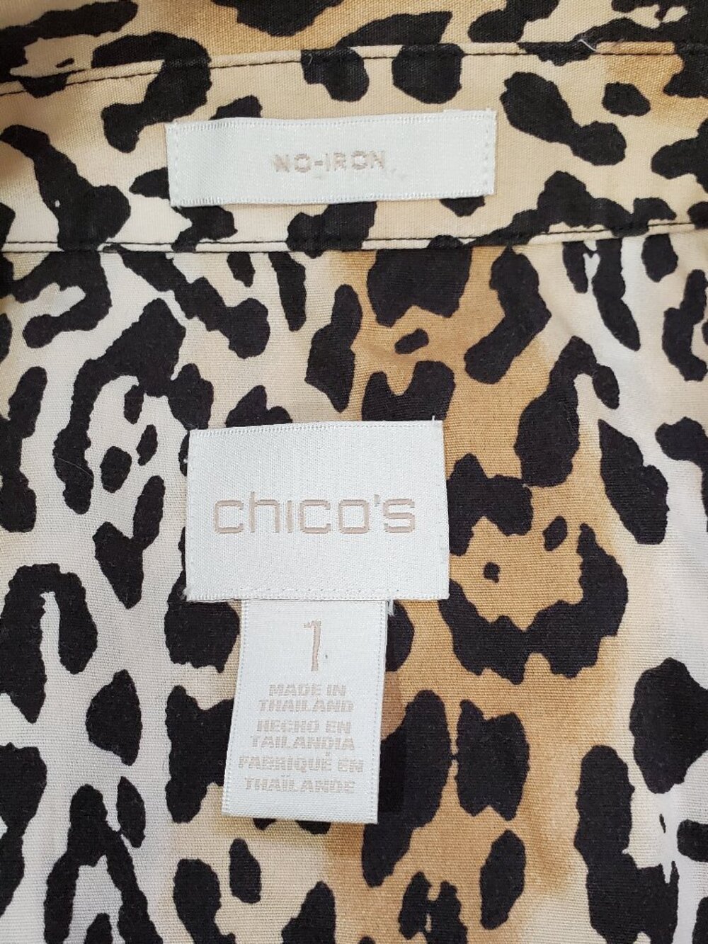 Chico's No-Iron Leopard Print Tie Front Blouse Size 1 (8) - Picture 3 of 8